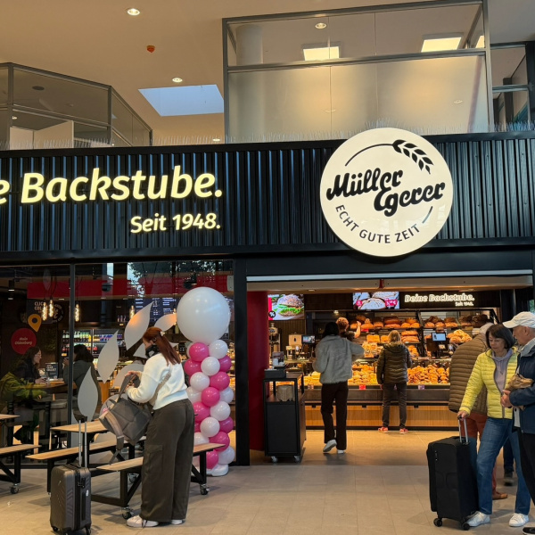 Wiedereröffnung der Filiale am Willy-Brandt-Platz (Bahnhof/ZOB)